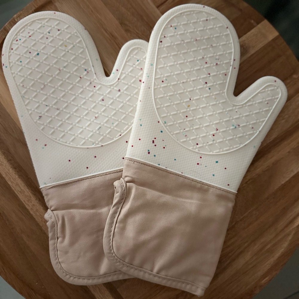 Silicone Oven Mitts – Heat-Resistant Kitchen Gloves